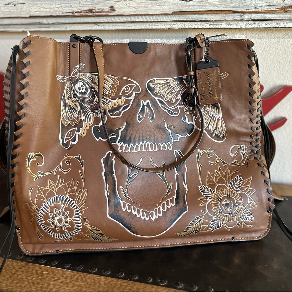 🔥One of a Kind🔥 Coach Dreamer Tote 52 With Tattoo x Chelsea Champlain GloveTan